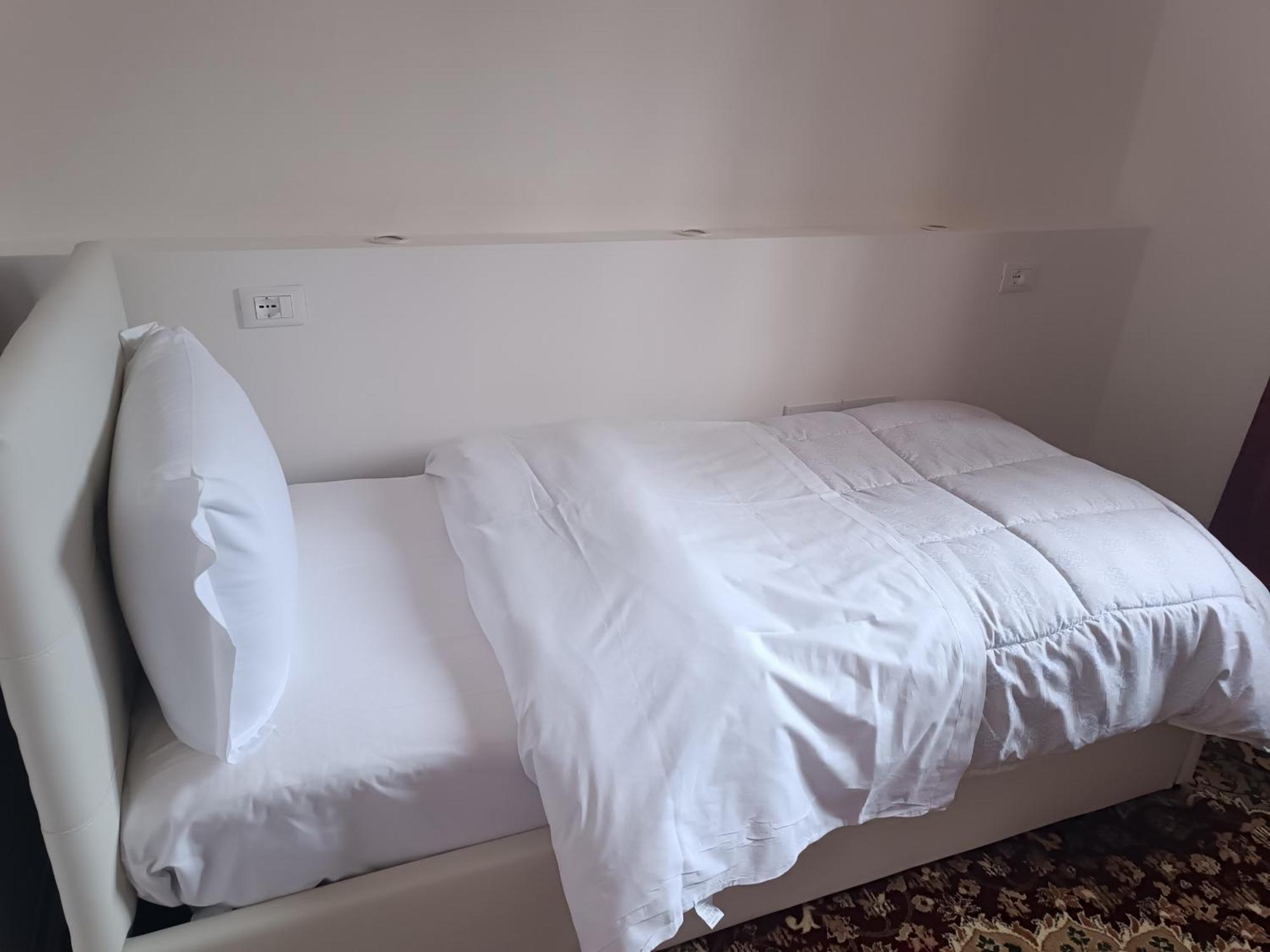 Locazione Turistica 2 Panzió Tessera Kültér fotó